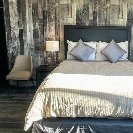 7 Day'S Hotel Lamont Екстер'єр фото