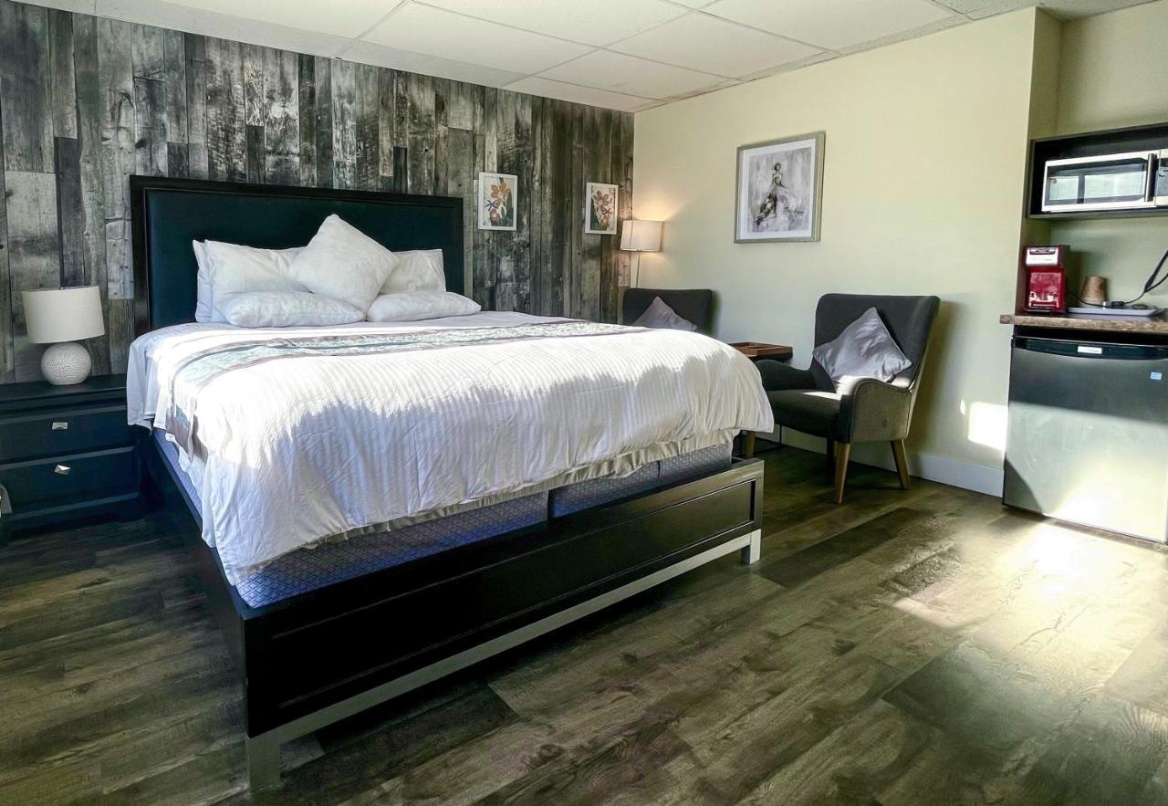 7 Day'S Hotel Lamont Екстер'єр фото