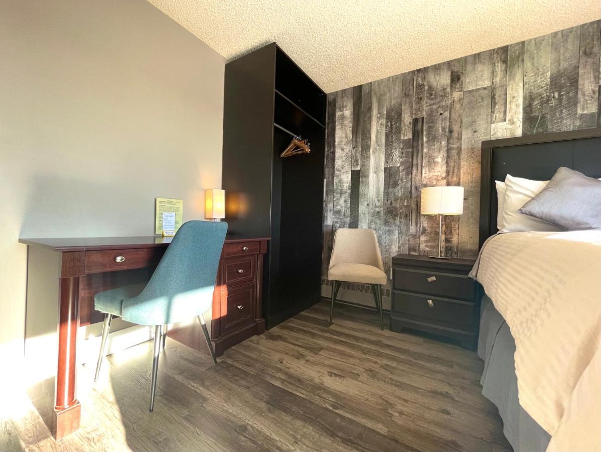 7 Day'S Hotel Lamont Екстер'єр фото